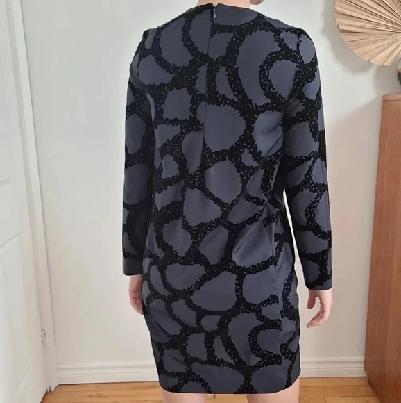 COS NAVY  BLUE PRINT DRESS - Picture 3 of 6